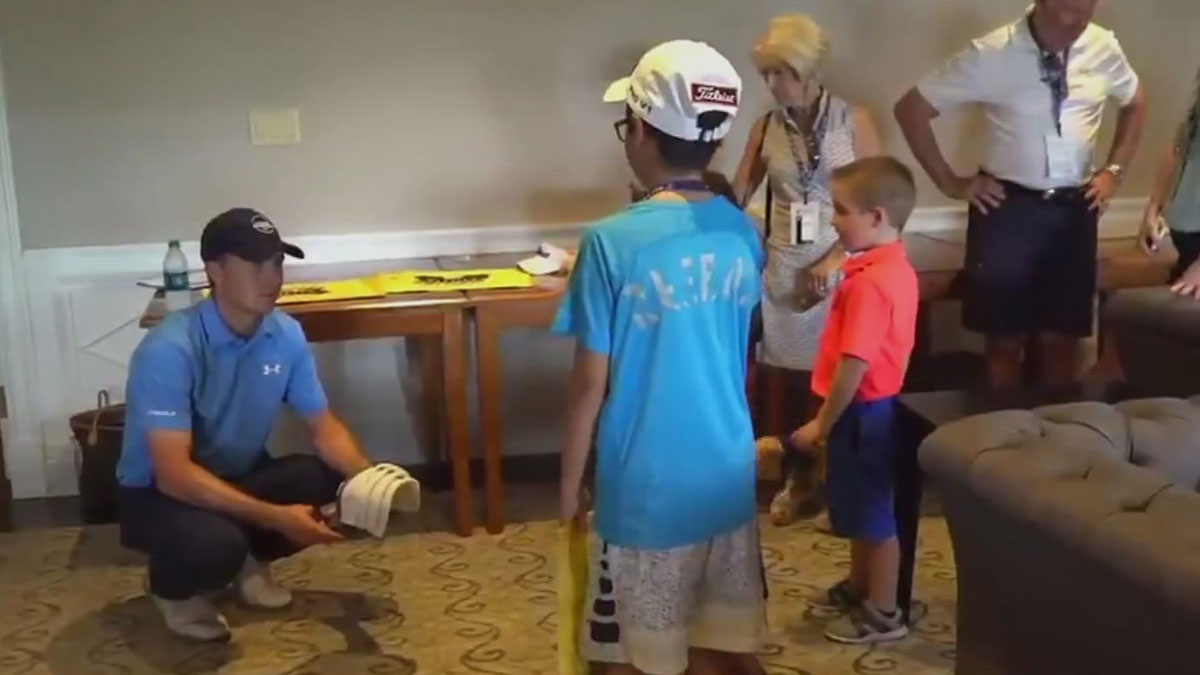 Jordan Spieth Visits Cancer Patients in Hospital