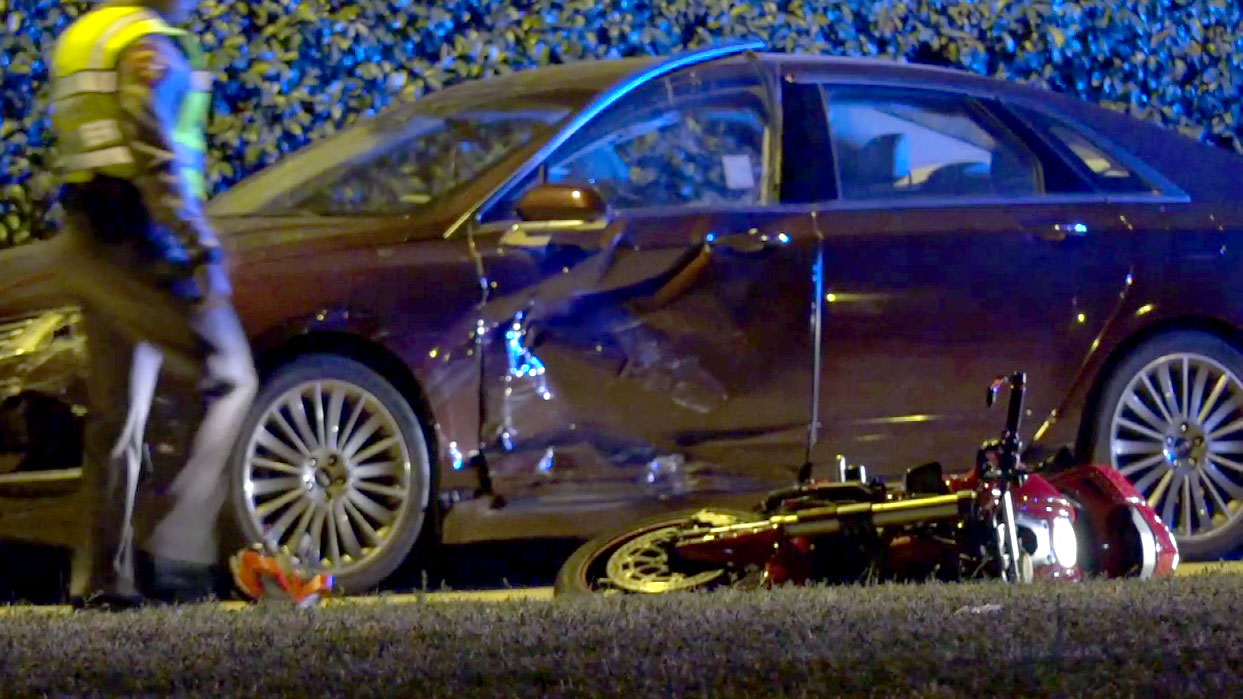 Motorcyclist Hurt After Crashing During Chase in Dallas