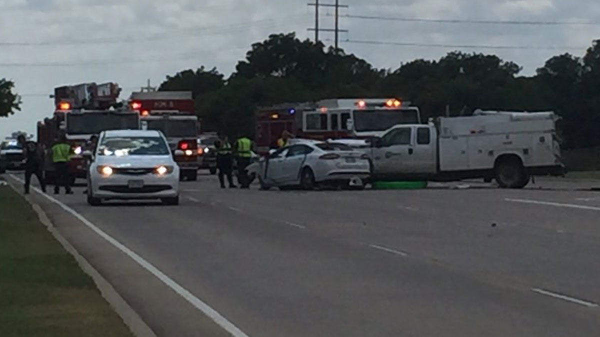 Fatal Crash Shuts Down U.S. Highway 380 in Denton