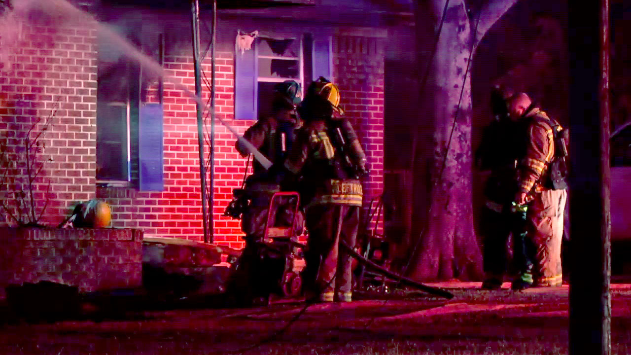 Family Escapes House Fire in Southern Dallas County