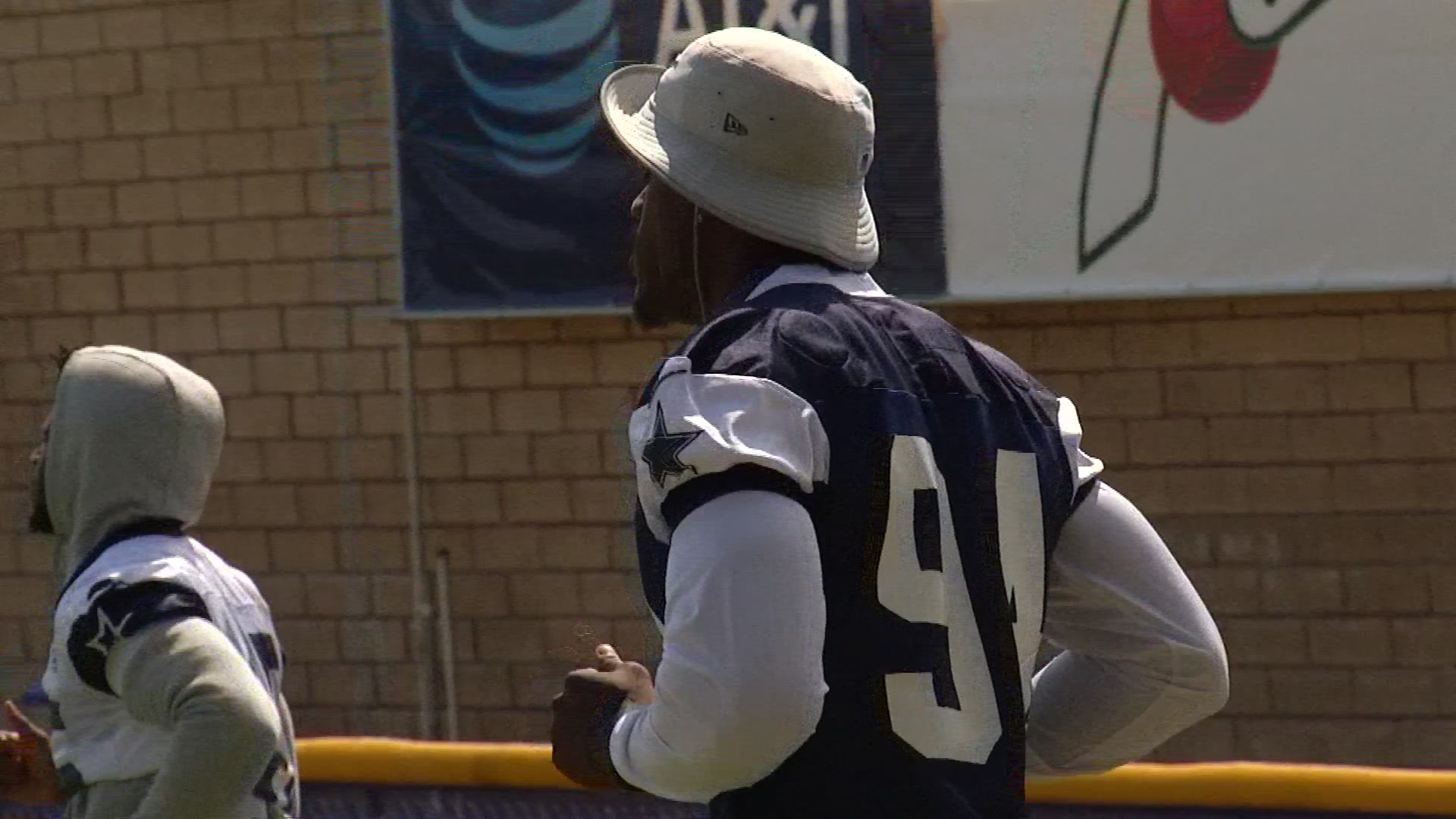 No Need to Burden Randy Gregory With Expectations