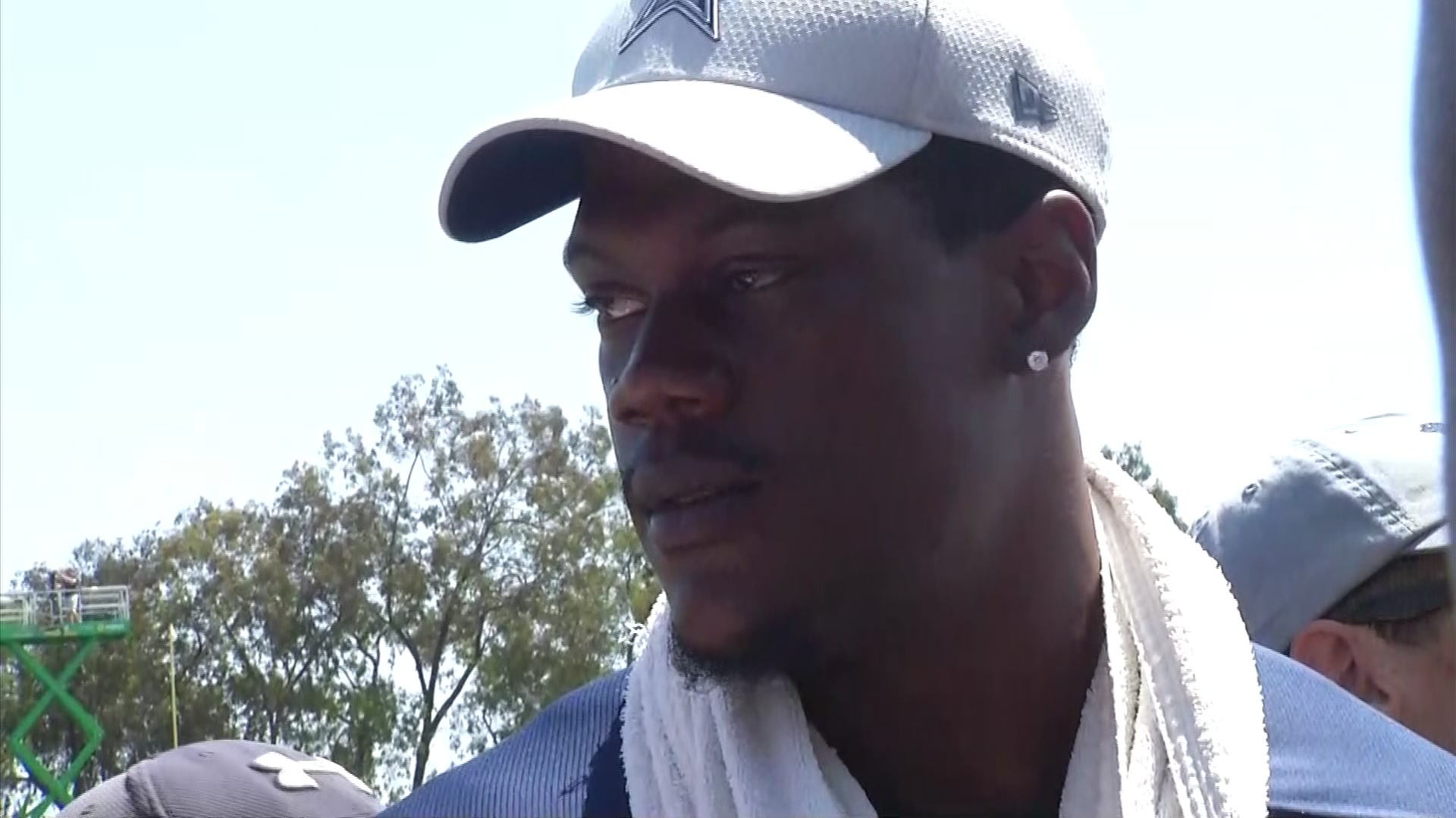 Cowboys' Gregory Scheduled to Meet NFL Doctor Thurs: JJT