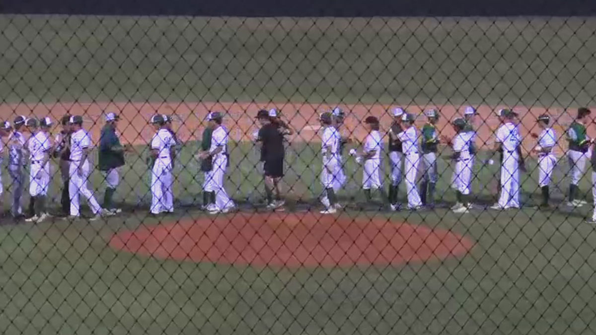 Santa Fe HS Baseball Team Plays Game One Day After Shooting