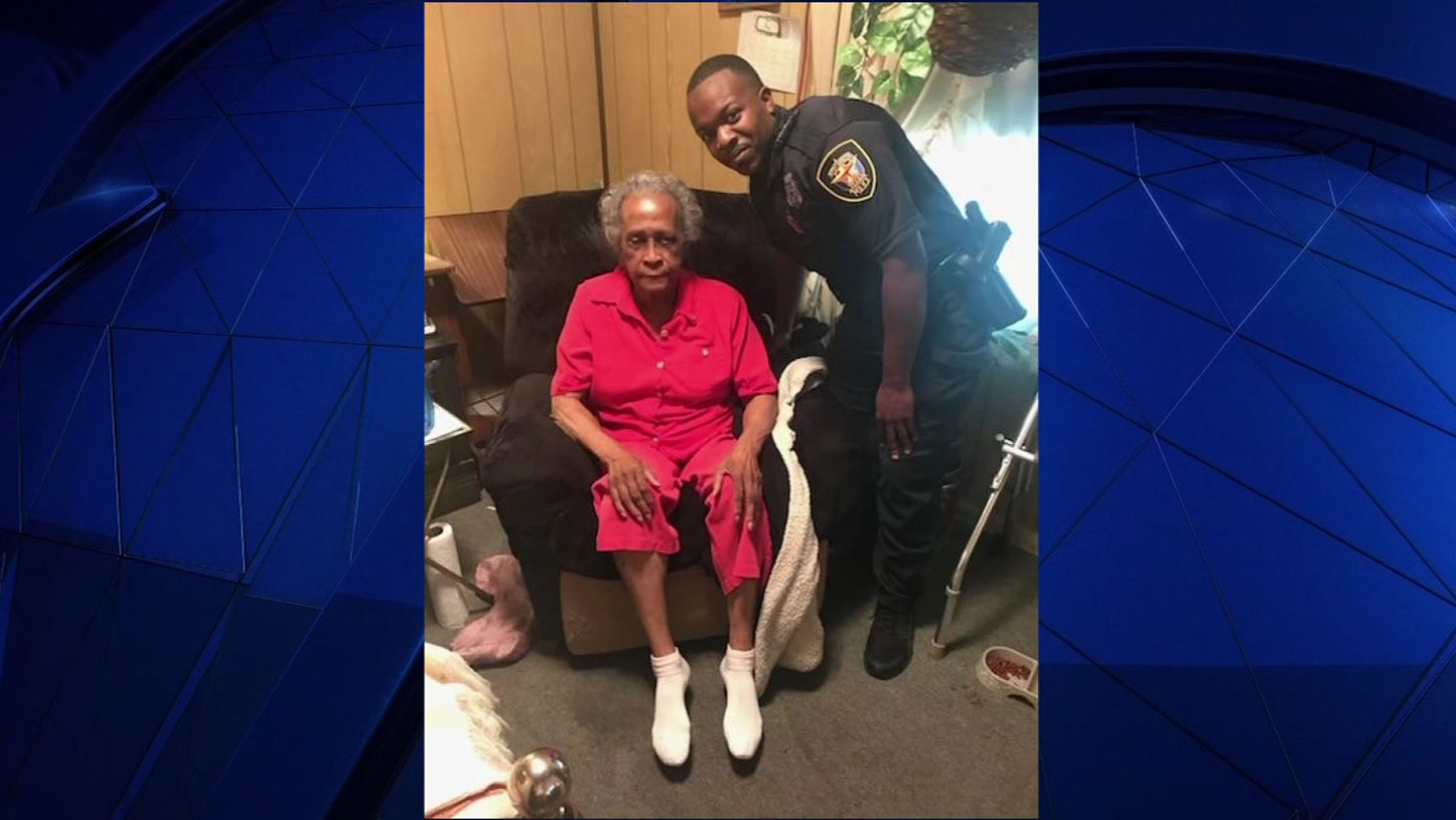TMSG: Fort Worth Officer Gives AC to Woman, 89
